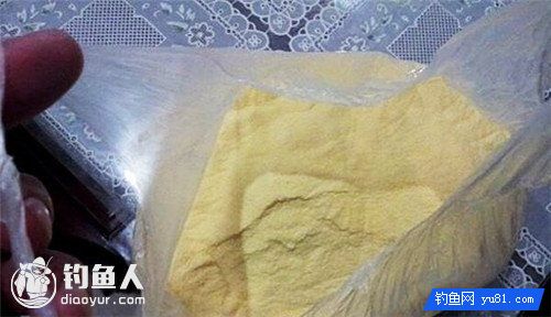 自制钓鲤鱼的玉米混合饵料配方