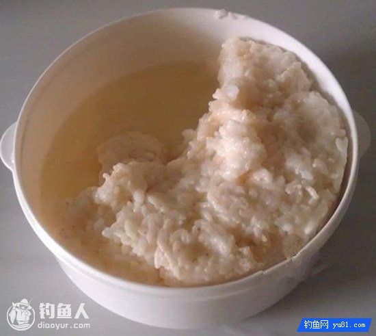 诱鱼效果好的自制酒糟面饵做法