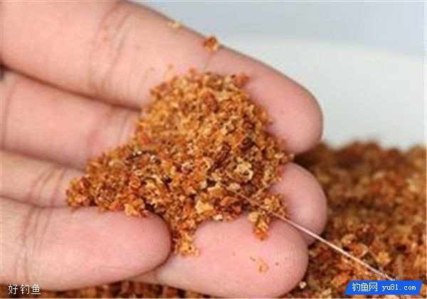 干散、柔软、软粘3种饵料状态的制作和使用