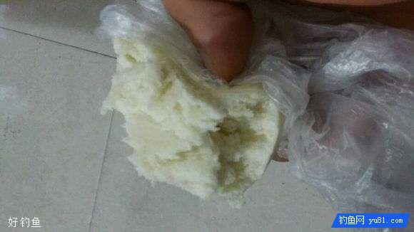 常见的三种黑坑用馒头钓鱼方法