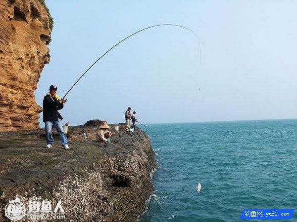 海边重矶钓的择点、装备配置与垂钓技法选择